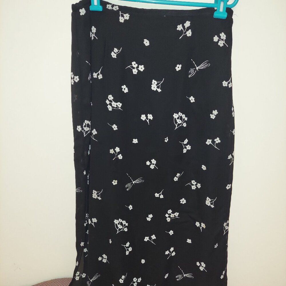 Uniform John Paul Richard pull on skirt midi M Dragonfly flower black